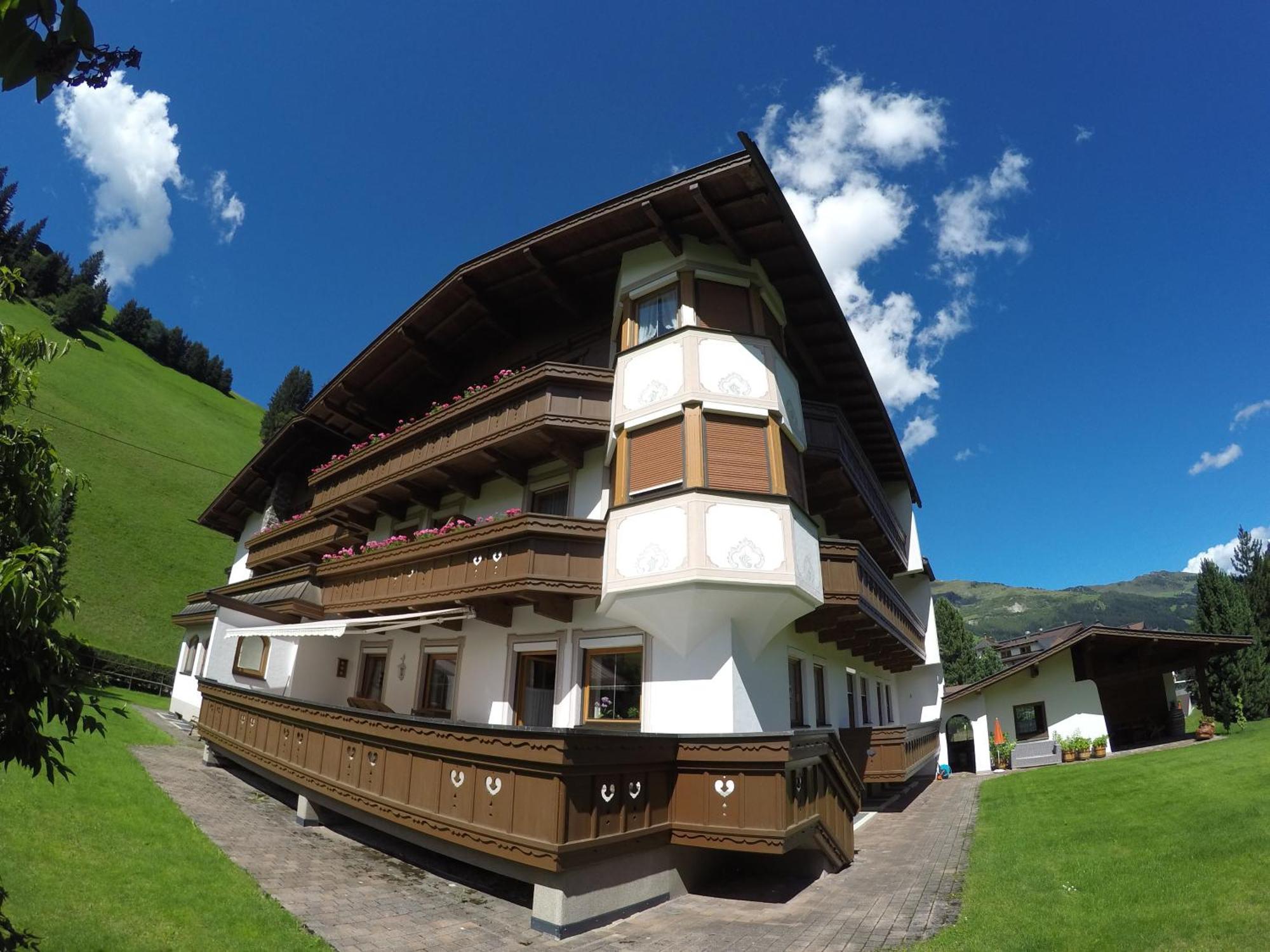 Gaestehaus Alpenland Tux Exterior foto
